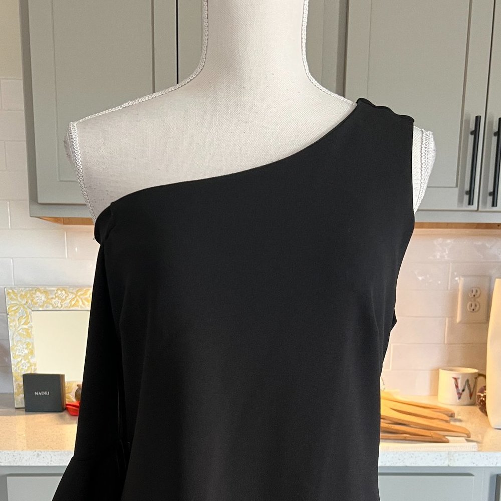 Vince Camuto One Shoulder Little Black Dress Flare Sleeve Size Small NWT - Picture 2 of 10